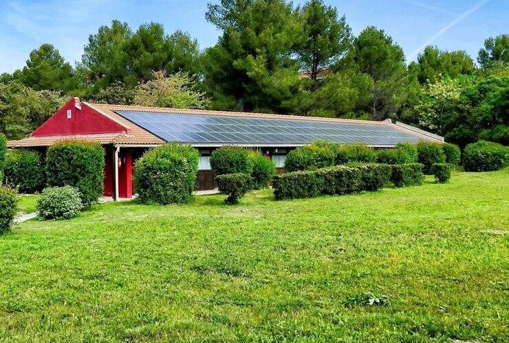 commercial solar installation companies